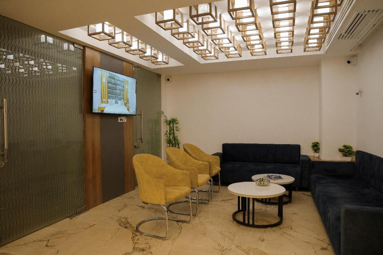 Hotel The Grand إندور المظهر الخارجي الصورة